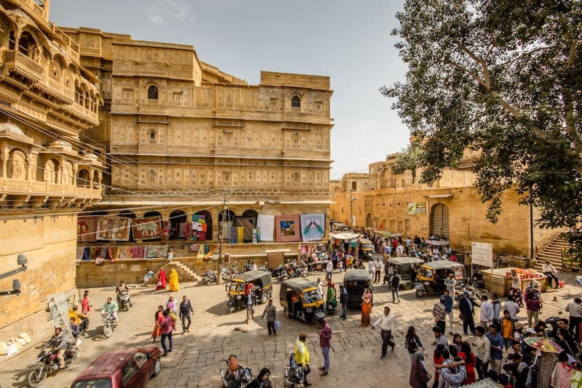 Hotel Himmat Niwas Jaisalmer Zewnętrze zdjęcie