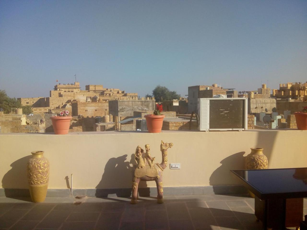 Hotel Himmat Niwas Jaisalmer Zewnętrze zdjęcie