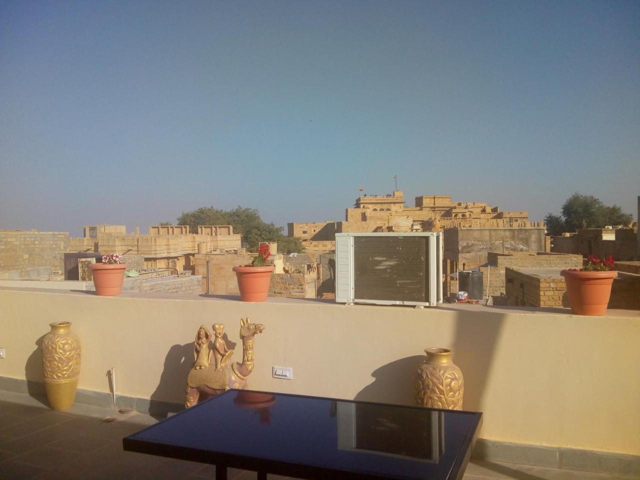 Hotel Himmat Niwas Jaisalmer Zewnętrze zdjęcie