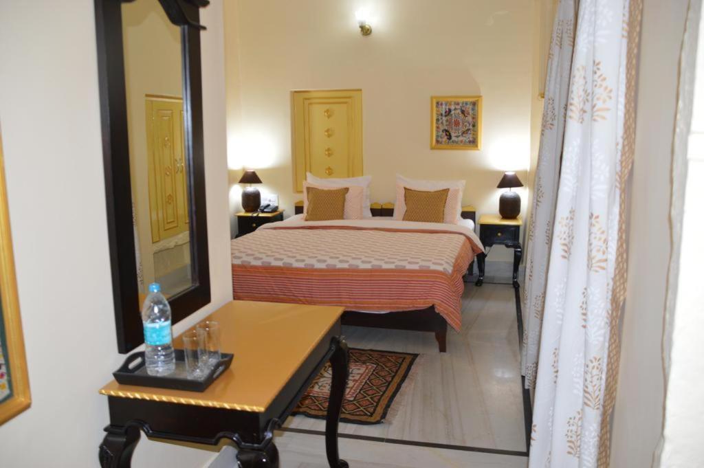 Hotel Himmat Niwas Jaisalmer Zewnętrze zdjęcie