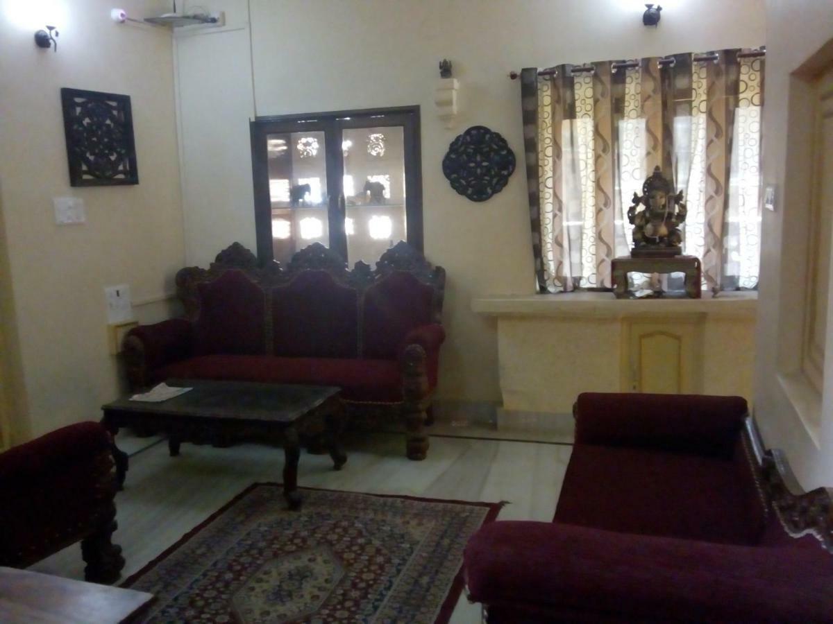 Hotel Himmat Niwas Jaisalmer Zewnętrze zdjęcie