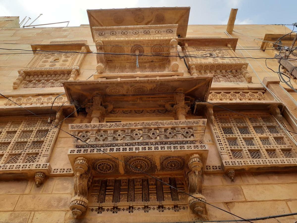 Hotel Himmat Niwas Jaisalmer Zewnętrze zdjęcie